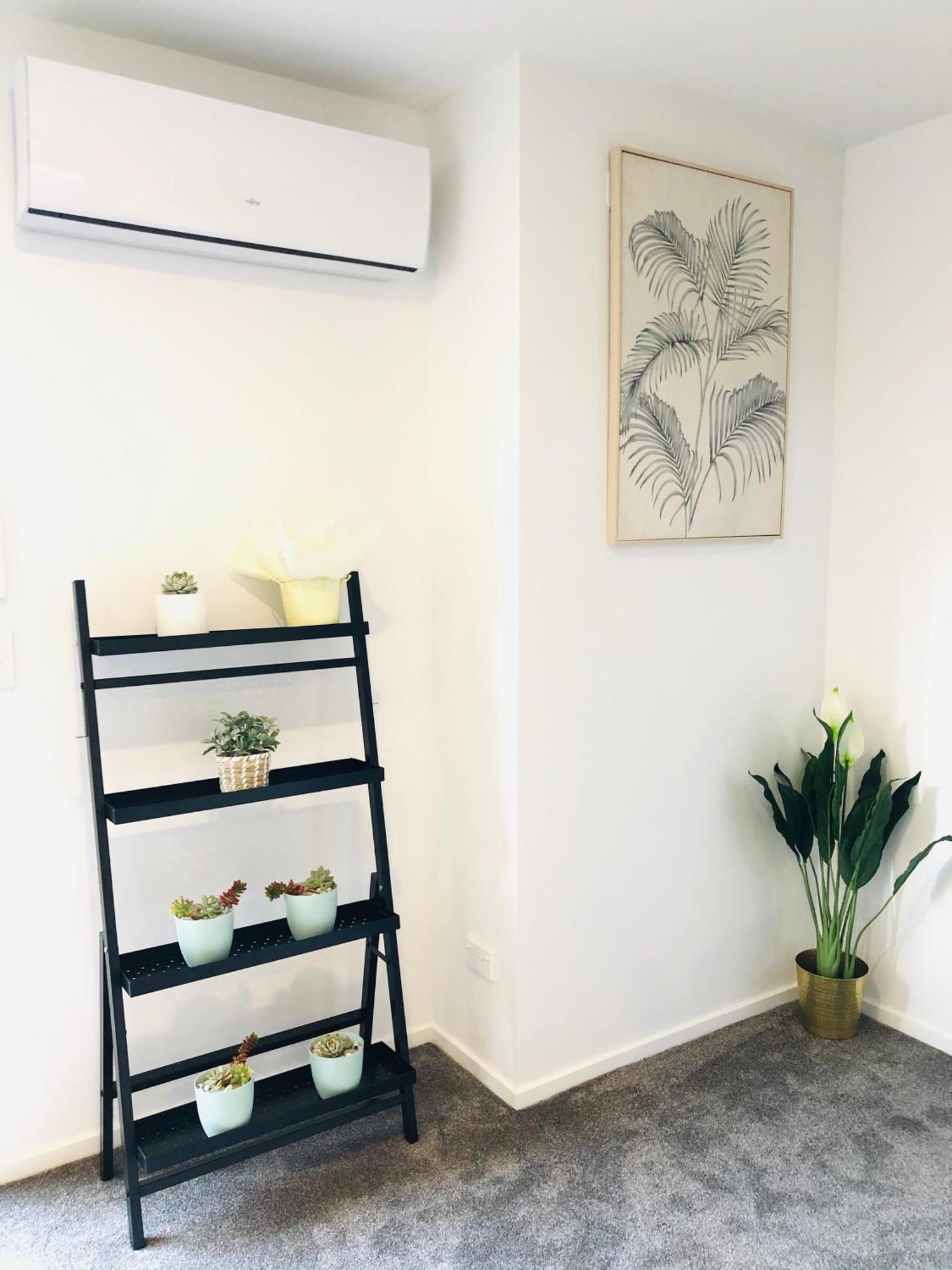 Arena,Railway Station Townhouse With Free Car Park Apartment ไครสต์เชิร์ช ภายนอก รูปภาพ